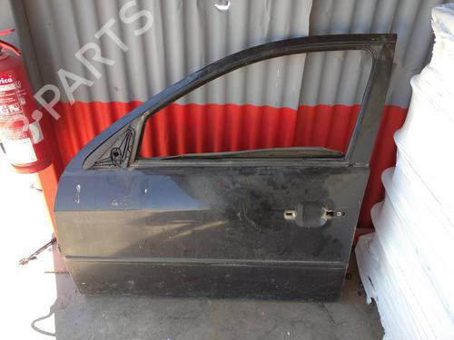 Used Left front door FORD MONDEO III (B5Y) [2000-2007]  26480074