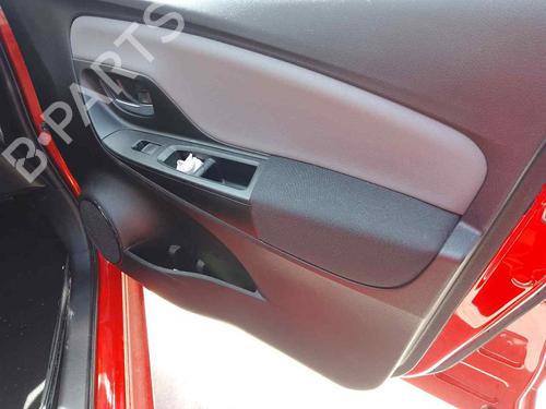 Used Front right window mechanism TOYOTA YARIS (_P13_) 1.5 (NSP131_) (112 hp) 28461143