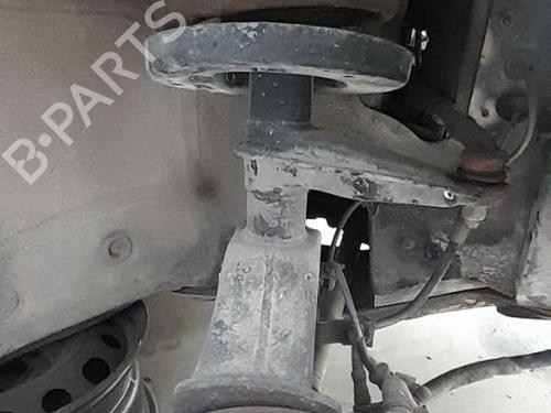 Used Right front steering knuckle AUDI 100 C3 Saloon (443, 444) 2.2 (137 hp) 32736247