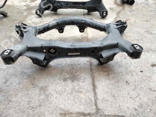 Essieu arrière BMW 1 (F20) [2011-2019]  31586671