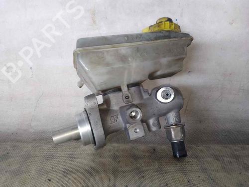 Used Brake master cylinder SEAT ALHAMBRA (7V8, 7V9) 2.0 TDI (140 hp) 26472552