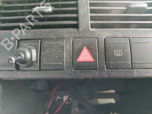 Used Warning switch VW POLO IV (9N_, 9A_) 1.9 SDI (64 hp) 29163934
