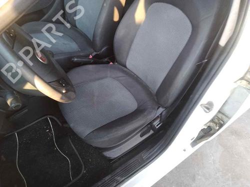 Used Left front seat FIAT PUNTO EVO (199_) 1.3 D Multijet (199AXC1A, 199BXC1A, 199AXT1A, 199BXT1A) (75 hp) 28469718
