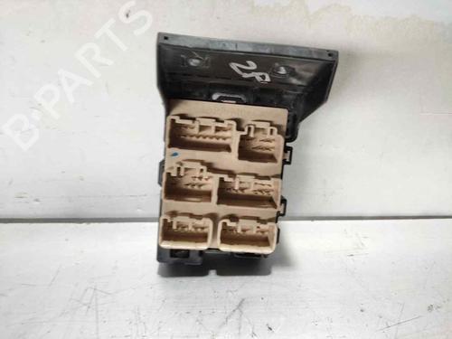 Used Fuse box Fuse box 34159461 34159461