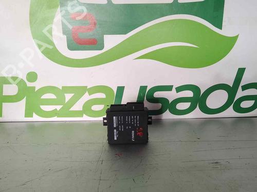 Used Electronic module RENAULT MEGANE II Coupé-Cabriolet (EM0/1_) [2003-2010]  30967975