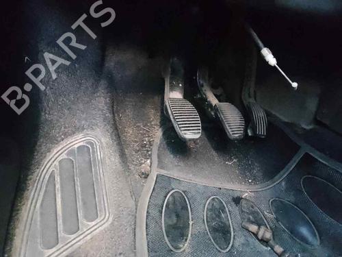Used Clutch pedal FIAT DOBLO Box Body/MPV (223_) [2000-2025]  28460508