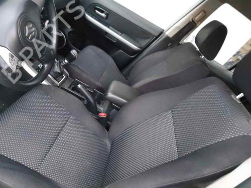 Used Seats set SUZUKI GRAND VITARA II (JT, TE, TD) 1.9 DDiS All-wheel Drive (JT419, TD44, JB419WD, JB419XD,... (129 hp) 30967985