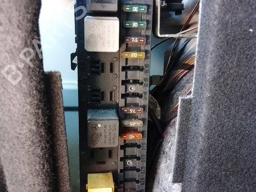 Used Fuse box Fuse box MERCEDES-BENZ C-CLASS (W203) [2000-2007] 36041844 36041844
