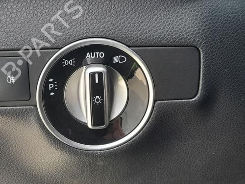 Comutador luzes Comutador luzes MERCEDES-BENZ B-CLASS Sports Tourer (W246, W242) B 180 CDI / d (246.212) (109 hp) 34188360 34188360
