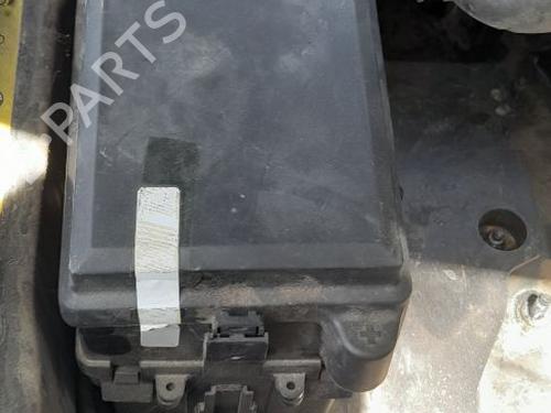 Used Fuse box Fuse box LAND ROVER DISCOVERY III (L319) [2004-2009] 34244700 34244700