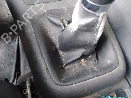 Used Gear lever VW GOLF PLUS V (5M1, 521) [2004-2013]  28460659