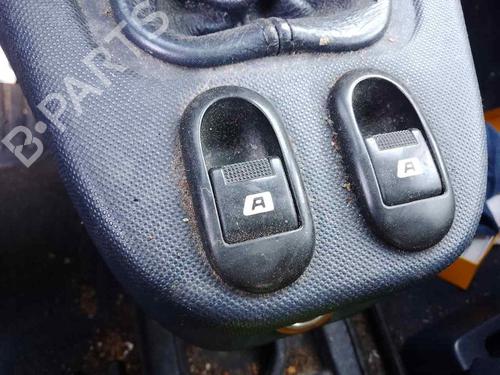 Used Left front window switch PEUGEOT 1007 (KM_) [2005-2025]  28455323