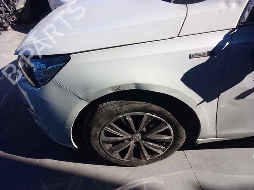 Used Left front driveshaft PEUGEOT 308 SW II (LC_, LJ_, LR_, LX_, L4_) 1.2 THP 130 (131 hp) 28457384