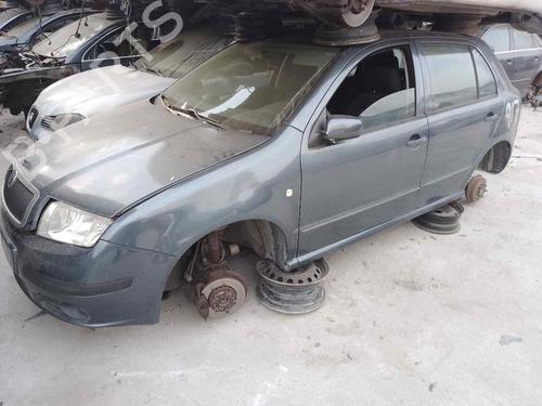 Used Front windshield wiper arm SKODA FABIA I (6Y2) [1999-2008]  28470327