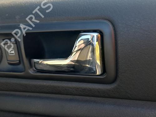 Maneta interior trasera derecha VW PASSAT B5 (3B2) [1996-2001]  33126418