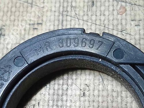 Antenna/Base MITSUBISHI CARISMA (DA_) 1.9 DI-D (DA5A) | BP26467417C140 