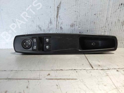 Used Left front window switch Left front window switch RENAULT MEGANE III Hatchback (BZ0/1_, B3_) [2008-2026] 33042531 33042531