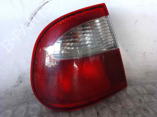 Used Left taillight SEAT CORDOBA (6K1, 6K2) [1993-2002]  26472681