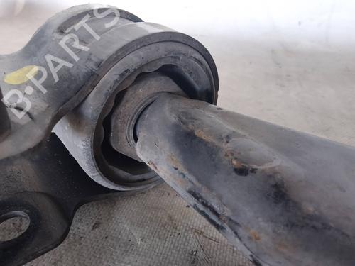 Left front suspension arm KIA SORENTO I (JC) 2.5 CRDi 4WD | BP26483514M12 