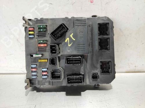 Used Fuse box Fuse box PEUGEOT 206+ (2L_, 2M_) 1.1 (60 hp) 33851814 33851814