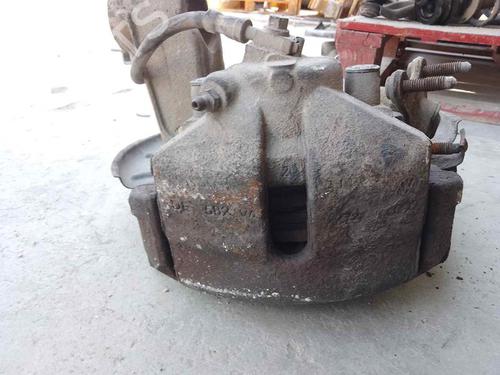 Used Right front brake caliper VW TOURAN (1T1, 1T2) [2003-2010]  26475910