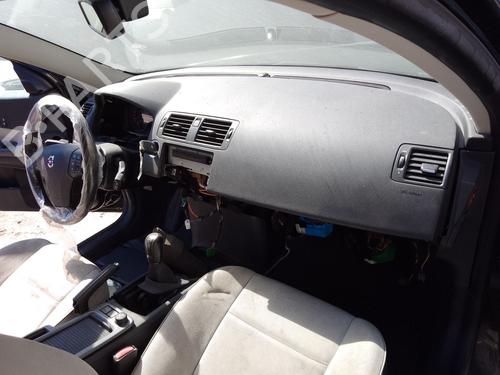 Dashboard VOLVO C30 (533) 1.6 D | BP36641679C46 - Image 2