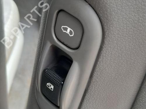 Used Right rear window switch Right rear window switch KIA CARNIVAL / GRAND CARNIVAL III (VQ) [2005-2015] 34276959 34276959