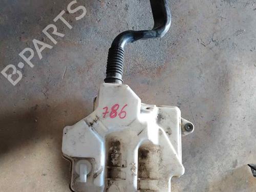 Used Windscreen washer tank Windscreen washer tank LAND ROVER RANGE ROVER SPORT I (L320) 3.0 D 4x4 (245 hp) 33673012 33673012