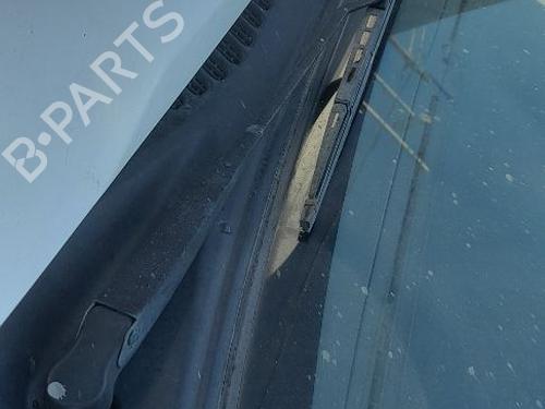 front-windshield-wiper-arm-nissan-pick-up-d22-1997-32371542 main image