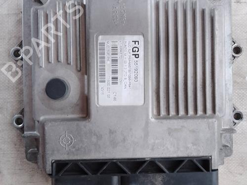 Used Engine control unit (ECU) FIAT PUNTO (188_) 1.3 JTD 16V (70 hp) 26483826