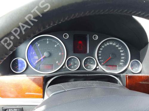 Cuadro instrumentos VW TOUAREG (7LA, 7L6, 7L7) [2002-2013]  28454472