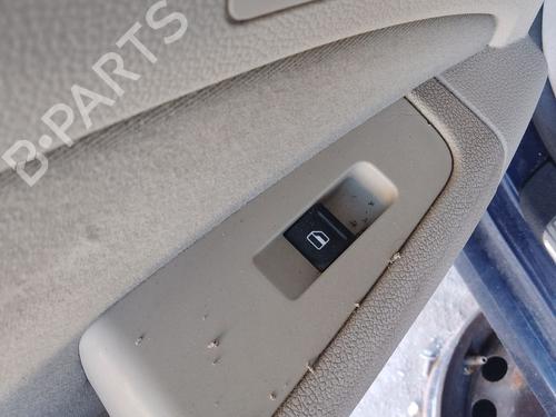 left-rear-window-switch-skoda-superb-ii-3t4-2008-2009-2010-2011-2012-2013-2014-2015-32234300 main image