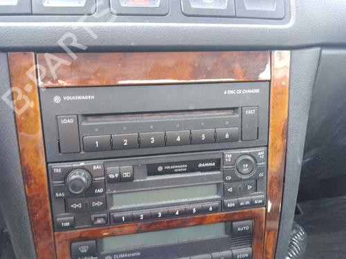 Used Radio VW BORA I (1J2) 1.9 TDI (150 hp) 28455874