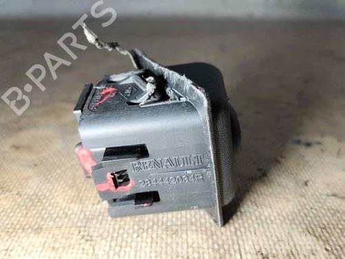 Camera DACIA DUSTER (HM_) | BP29825929E14