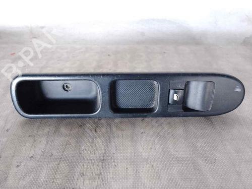 Used Right front window switch PEUGEOT 307 (3A/C) [2000-2012]  26466832