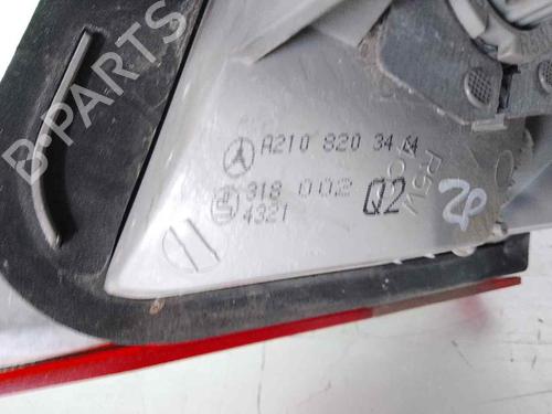 Right taillight MERCEDES-BENZ E-CLASS (W210) E 290 Turbo-D (210.017) | BP31050958C35