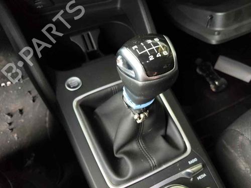 Used Gear lever AUDI Q2 (GAB, GAG) 30 TDI (116 hp) 29635762