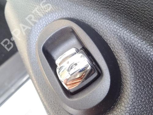 Used Right rear window switch Right rear window switch 36837385 36837385