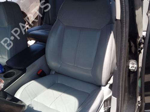 Sæde venstre fortil Sæde venstre fortil PEUGEOT 3008 I MPV (0U_) 1.6 HDi (109 hp) 35982279 35982279