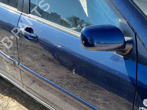 Used Right front door Right front door TOYOTA COROLLA Saloon (_E12_) 2.0 D-4D (CDE120_, CDE120R) (90 hp) 33172454 33172454