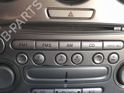 Used Radio Radio MAZDA 6 Saloon (GG) 2.0 DI (GG14) (136 hp) 33693778 33693778