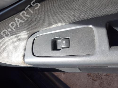 Pulsantiera anteriore destra Pulsantiera anteriore destra VOLVO C30 (533) 1.6 D (109 hp) 36641704 36641704