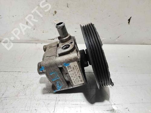 Used Steering pump Steering pump VOLVO XC90 I (275) D5 AWD (163 hp) 33160643 33160643