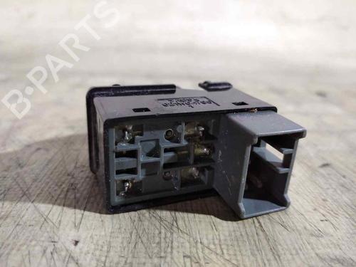 Right front window switch DAEWOO NUBIRA Saloon (J100)  | BP28123306I26 