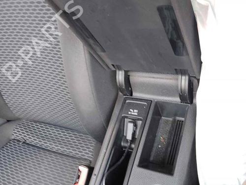 Armrest / Center console VW GOLF VI (5K1) 1.6 TDI | BP28462974I20 