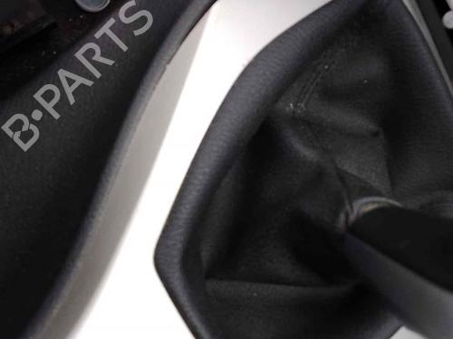 Used Gear lever BMW X1 (E84) sDrive 16 d (116 hp) 28465344