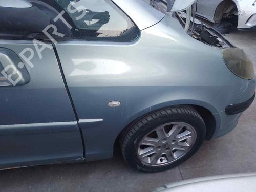 Used Right front fenders PEUGEOT 1007 (KM_) [2005-2025]  28455304