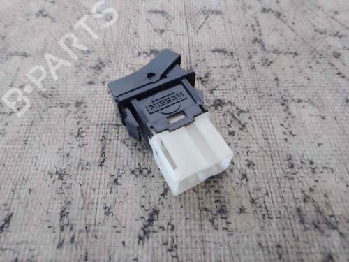 Switch INFINITI G Convertible 37 | BP26478837I30 