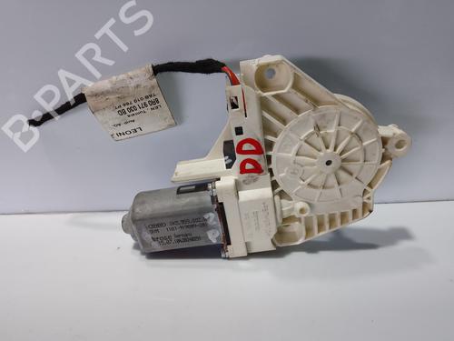 Used Right front window motor Right front window motor 37693456 37693456