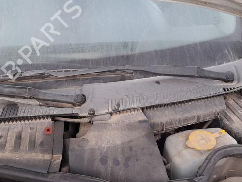 Used Front windshield wiper arm Front windshield wiper arm OPEL COMBO Box Body/MPV 1.7 DTI 16V (75 hp) 33884968 33884968